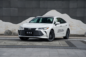 动力真的够用吗？试驾一汽丰田亚洲龙2.0L