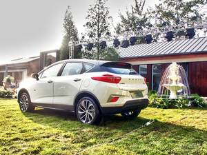 补贴后11.98万起 帝豪GSe长长长续航版上市