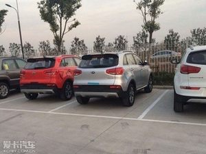 曝起亚KX3量产版无伪谍照 明年3月上市