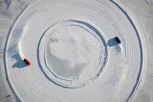 九年之约终圆梦 保时捷凌驾风雪体验