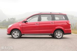 北汽幻速H2内饰谍照曝光 将于明年上市