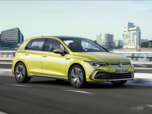 新高尔夫抢先看:尾标带字母/内饰看齐911