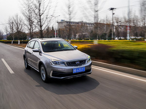 让跨界驶入年轻家庭 爱卡测吉利远景S1