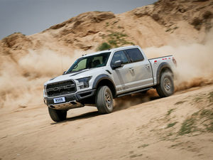 让我们一起来撒点野 福特 F-150 猛禽
