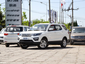 新生代运动大7座车 爱卡测试长安CX70