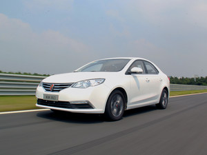 兼顾动力与舒适性 测荣威360 20T旗舰版