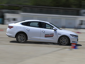 纯德味儿底盘 场地试驾秦Pro EV超能版