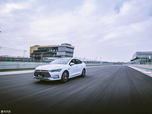 电车也有乐趣 赛道体验比亚迪秦Pro EV