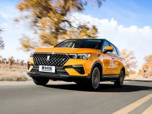 华丽的转型之作 爱卡试驾一汽奔腾T77