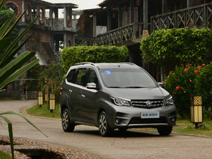 实用主义至上 爱卡试全新东风启辰M50V