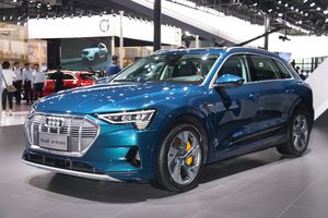 综合续航470公里/预售价70万元起 奥迪e-tron将于11月18日上市