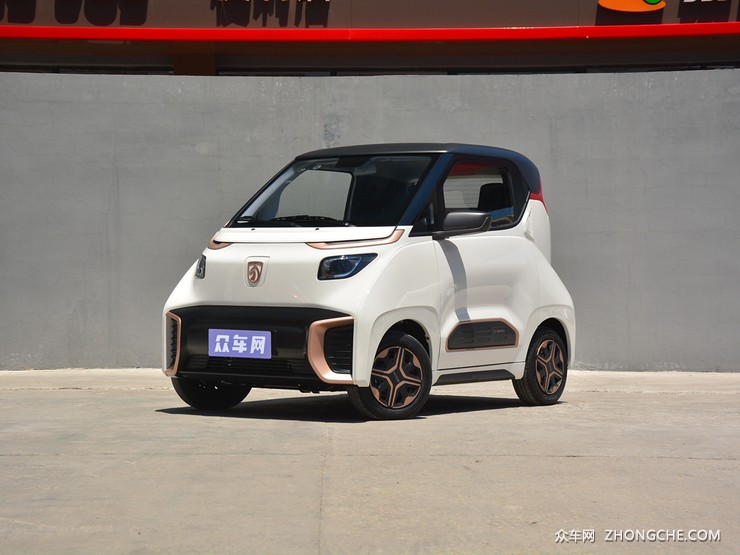 宝骏e200在1月份的销量为1621辆,在宝骏上汽通用五菱当月总销量占比为