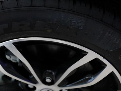 2020款 东风风光580 1.5T 手动豪华型