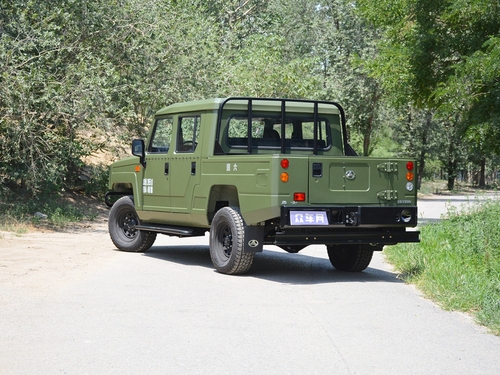 2020款 勇士皮卡 2.4T柴油四驱3035轴距连体双排YCY24140-60A