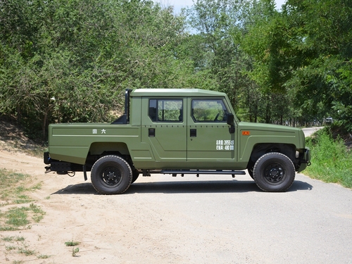 2020款 勇士皮卡 2.4T柴油四驱3035轴距连体双排YCY24140-60A