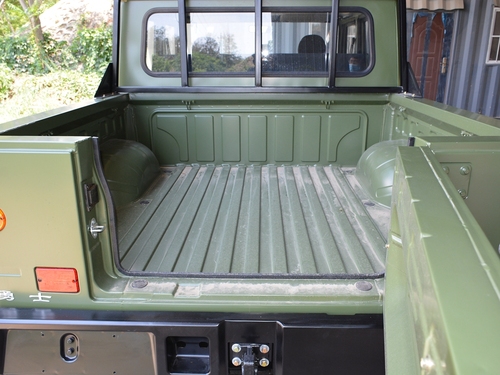 2020款 勇士皮卡 2.4T柴油四驱3035轴距连体双排YCY24140-60A