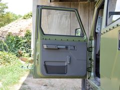 2020款 勇士皮卡 2.4T柴油四驱3035轴距连体双排YCY24140-60A