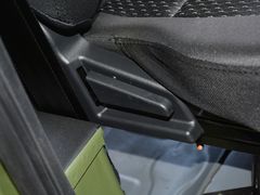 2020款 勇士皮卡 2.4T柴油四驱3035轴距连体双排YCY24140-60A