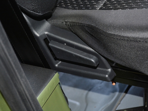 2020款 勇士皮卡 2.4T柴油四驱3035轴距连体双排YCY24140-60A