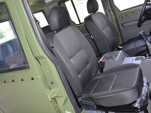 2020款 勇士皮卡 2.4T柴油四驱3035轴距连体双排YCY24140-60A