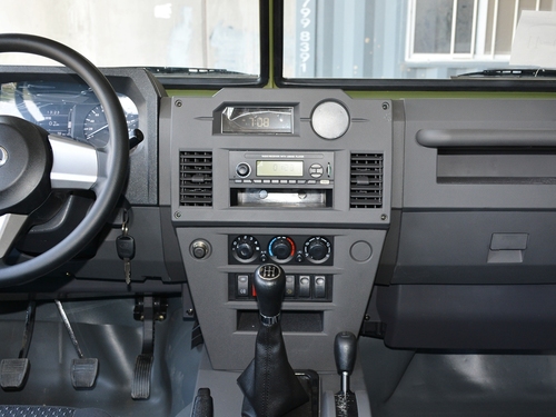 2020款 勇士皮卡 2.4T柴油四驱3035轴距连体双排YCY24140-60A