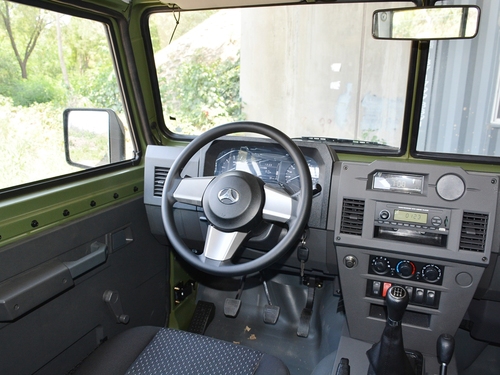 2020款 勇士皮卡 2.4T柴油四驱3035轴距连体双排YCY24140-60A