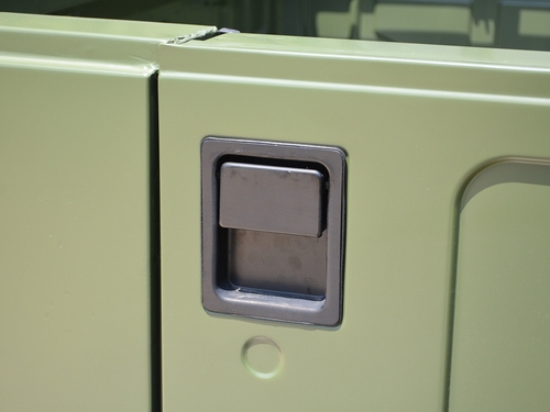 2020款 勇士皮卡 2.4T柴油四驱3035轴距连体双排YCY24140-60A