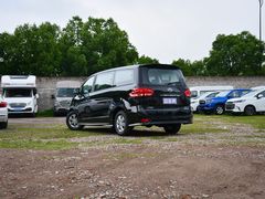 2021款 上汽大通G10 2.0T 自动精英版 柴油 7座