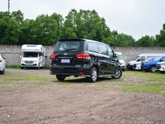 2021款 上汽大通G10 2.0T 自动精英版 柴油 7座