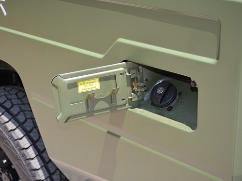 2020款 勇士皮卡 2.4T柴油四驱3035轴距连体双排YCY24140-60A