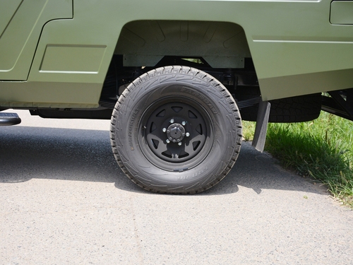 2020款 勇士皮卡 2.4T柴油四驱3035轴距连体双排YCY24140-60A