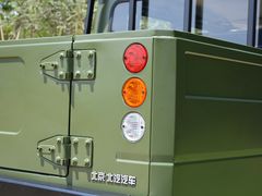 2020款 勇士皮卡 2.4T柴油四驱3035轴距连体双排YCY24140-60A