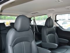 2021款 上汽大通G10 2.0T 自动精英版 柴油 7座