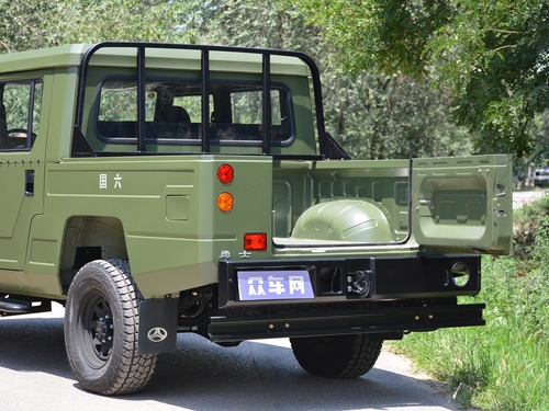 2020款 勇士皮卡 2.4T柴油四驱3035轴距连体双排YCY24140-60A