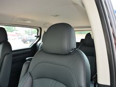 2021款 上汽大通G10 2.0T 自动精英版 柴油 7座