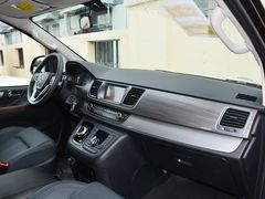 2021款 上汽大通G10 2.0T 自动精英版 柴油 7座