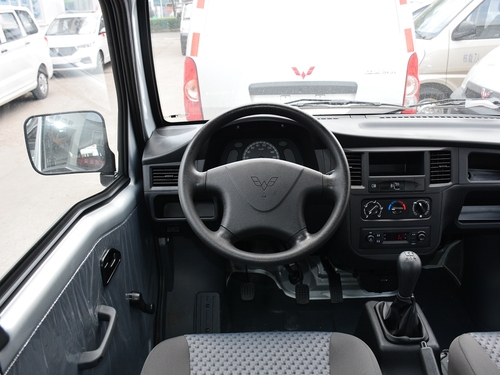 2020款 五菱之光 1.2L 实用型 国VI LSI