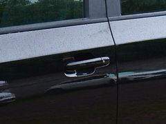 2021款 上汽大通G10 2.0T 自动精英版 柴油 7座