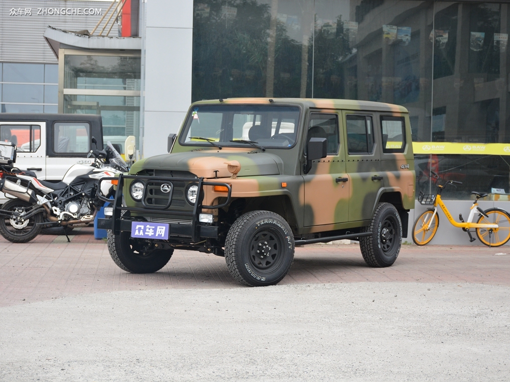 2020款 bj 212 2.4t 方门 硬顶图片_高清图