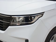 2019款 五菱宏光PLUS 1.5T 手动豪华型 7座