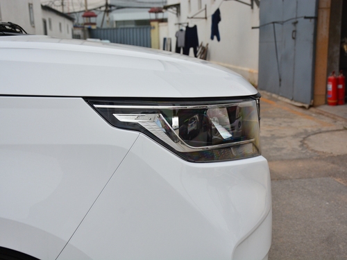 2019款 五菱宏光PLUS 1.5T 手动豪华型 7座