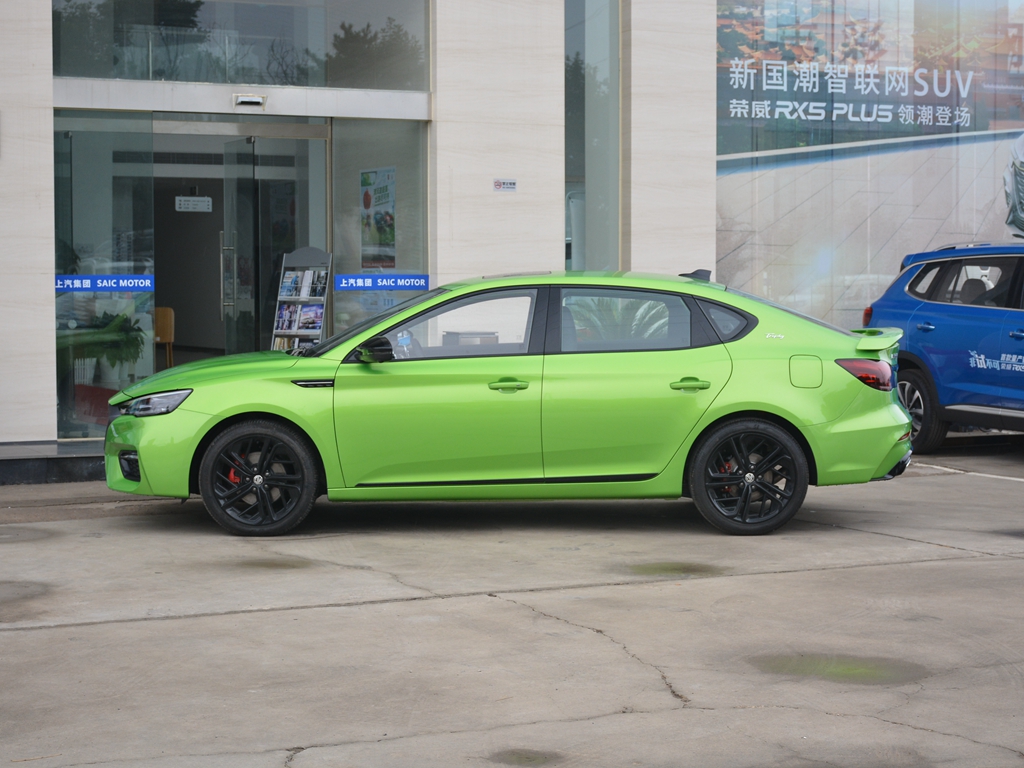 想买一辆性价比高的车看车主如何评价名爵6