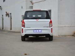 2019款 五菱宏光PLUS 1.5T 手动豪华型 7座