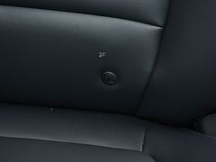 2019款 五菱宏光PLUS 1.5T 手动豪华型 7座