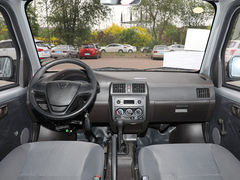 2021款 五菱荣光  1.5L加长基本型封窗车5座L3C