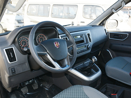 2021款 金杯海狮王 2.0L城运王系列畅运型高顶6座1TZS