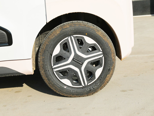 2021款 五菱NanoEV 迪士尼疯狂动物城JUDY限定款