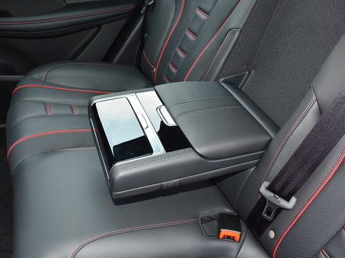 2022款 荣威RX5 MAX 400TGI 自动有为至尊版