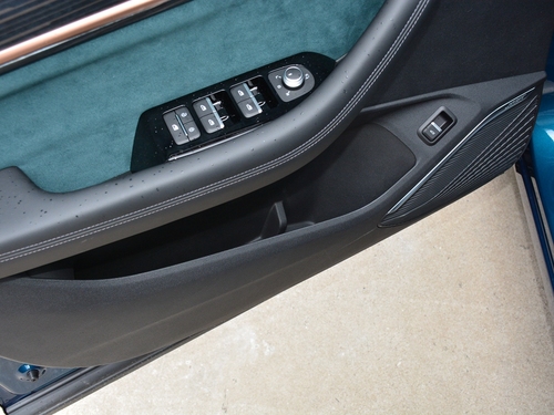 2021款 星越L 2.0TD 高功自动四驱旗舰型