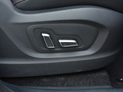 2022款 荣威RX5 MAX 400TGI 自动有为至尊版